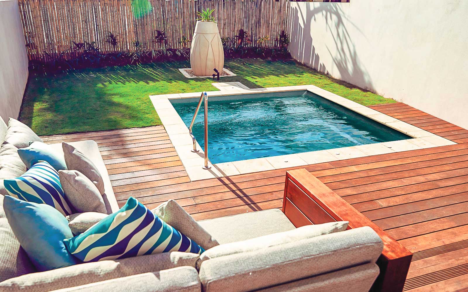 a plunge pool is one of the swimming pool trends for 2021